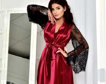 Two Hearts Imported 3-Pcs Satin & Lace Nightwear Set