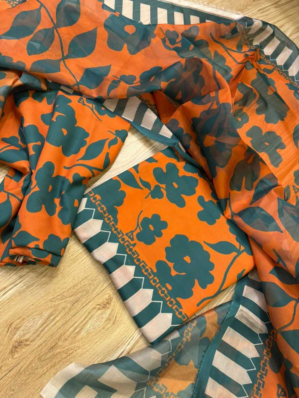 Digital Printed 3 Piece Swiss Cambric Cotton With Silk Dupatta Collection 27 (unstitch)