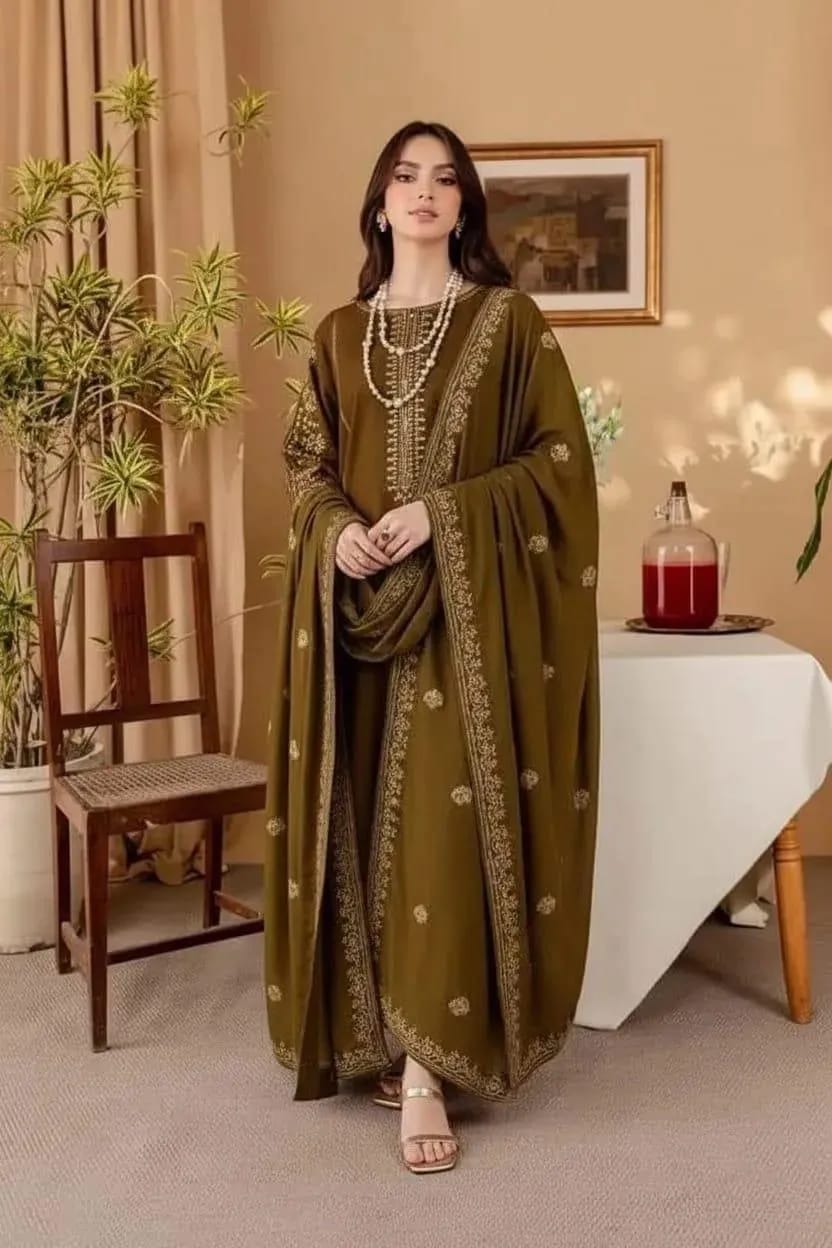 3pcs Women Unstitched Embroidered Suit